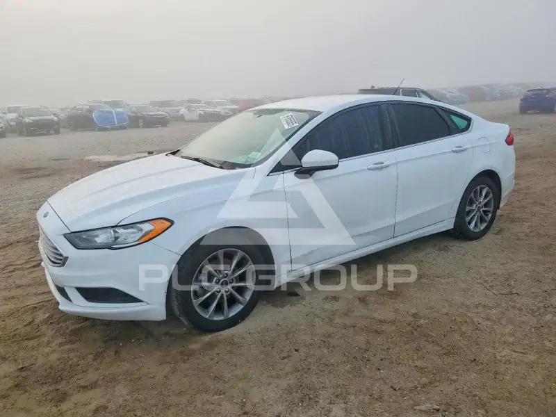 2017 Ford FUSION фото