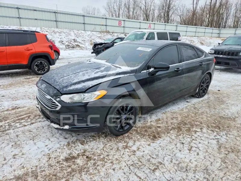 2017 Ford FUSION фото