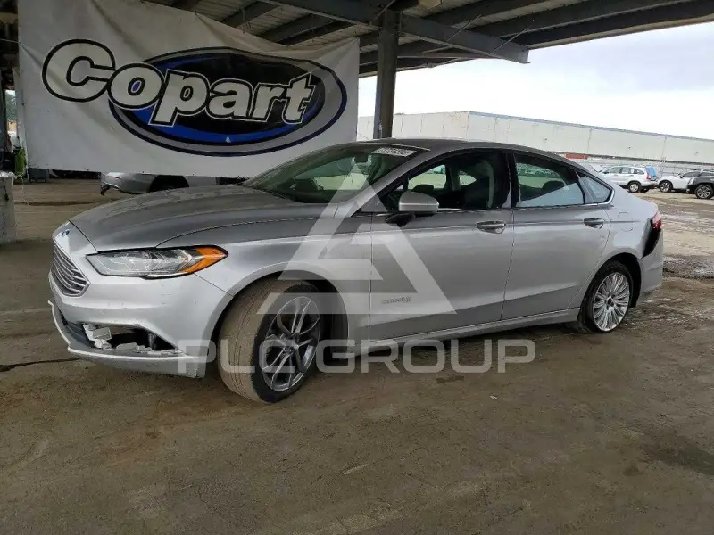 2017 Ford FUSION фото