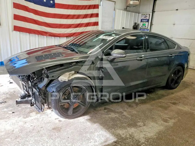 2017 Ford FUSION фото