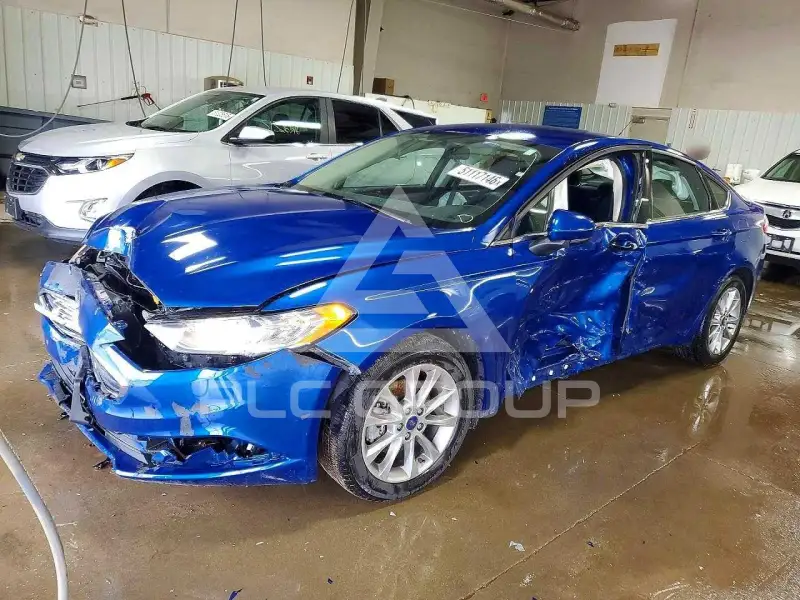 2017 Ford FUSION фото