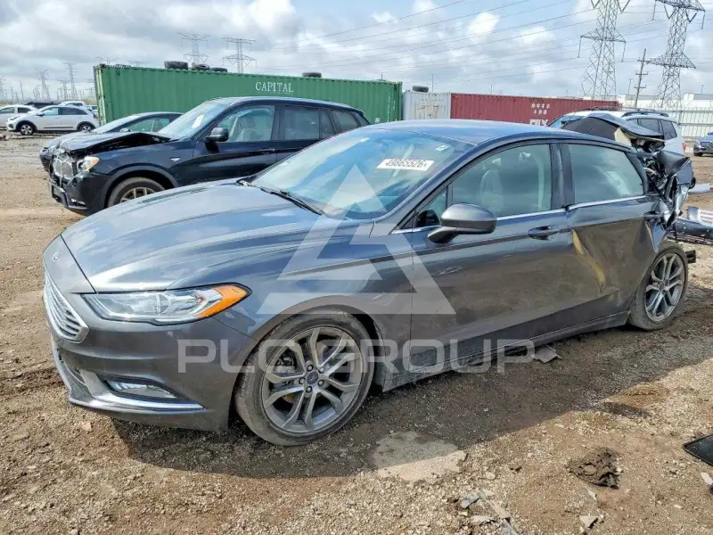 2017 Ford FUSION фото