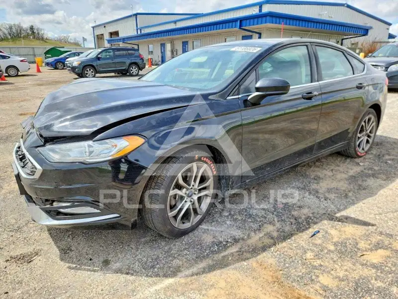 2017 Ford FUSION фото