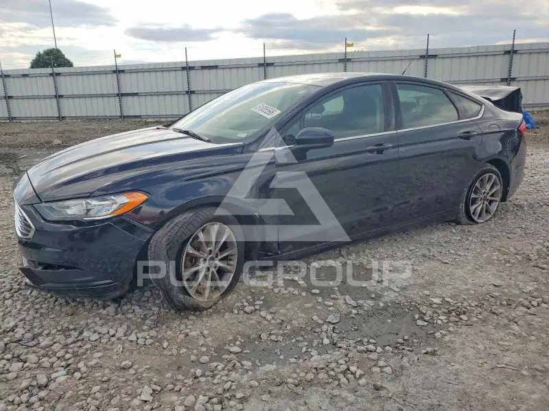 2017 Ford FUSION photo
