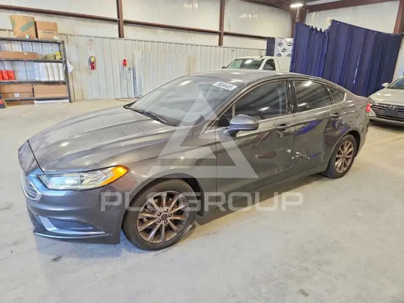 2017 Ford FUSION photo