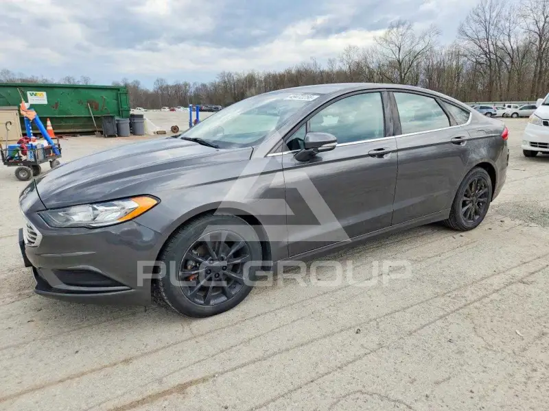 2017 Ford FUSION фото