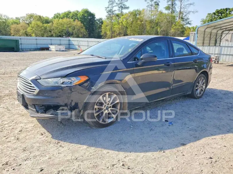2017 Ford FUSION фото