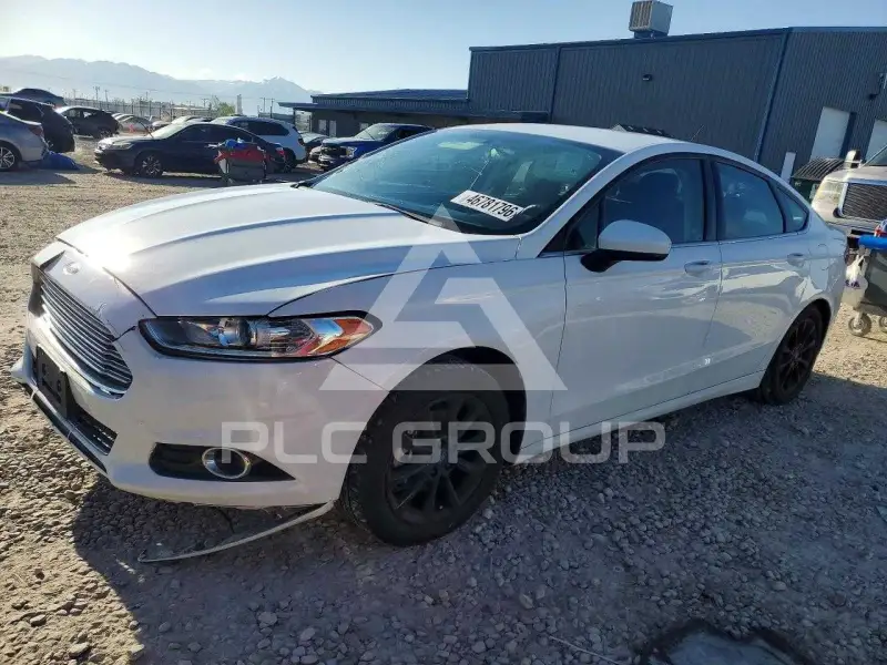 2017 Ford FUSION фото