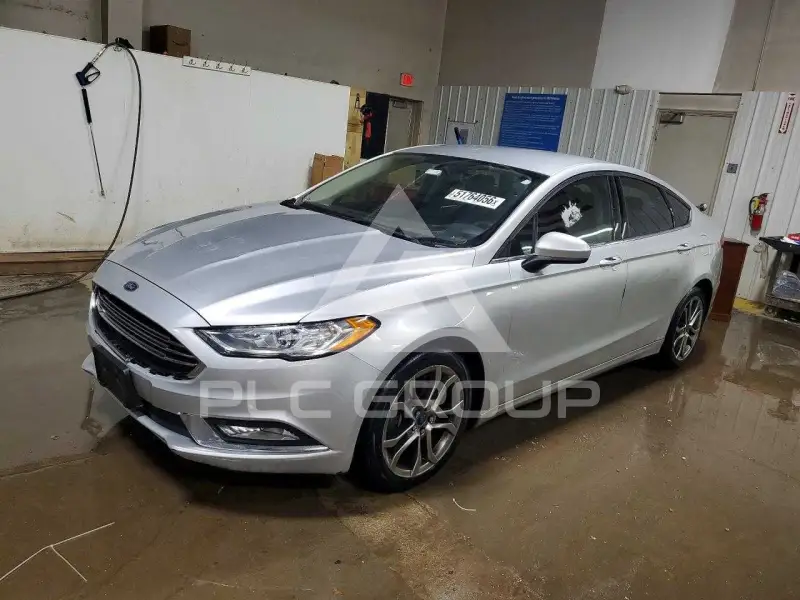 2017 Ford FUSION фото