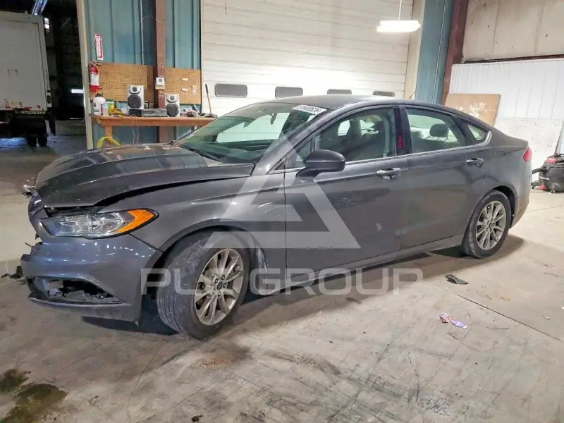 2017 Ford FUSION фото