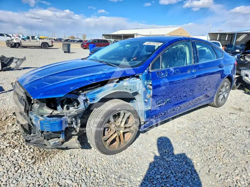 2017 Ford FUSION фото