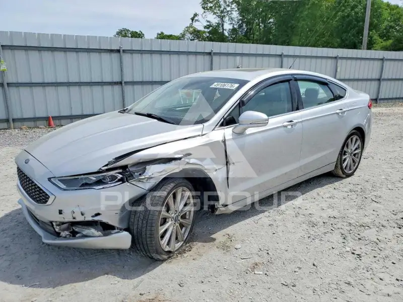 2017 Ford FUSION фото