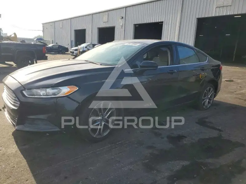 2017 Ford FUSION фото