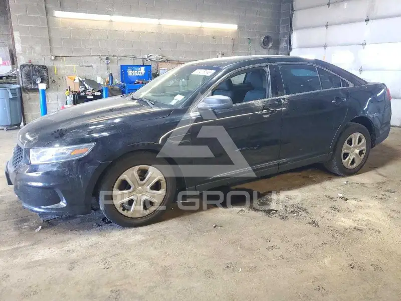 2017 Ford TAURUS photo
