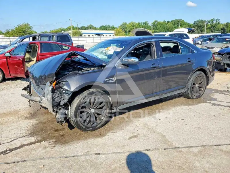 2017 Ford TAURUS фото