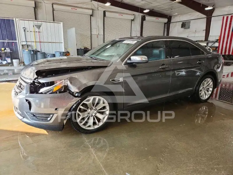2017 Ford TAURUS фото