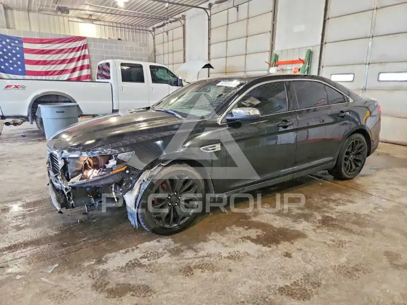 2017 Ford TAURUS фото