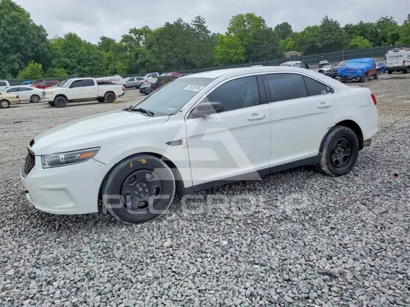 2017 Ford TAURUS фото