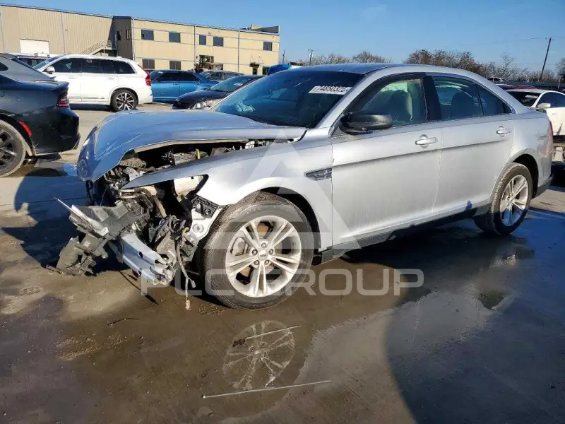 2017 Ford TAURUS photo