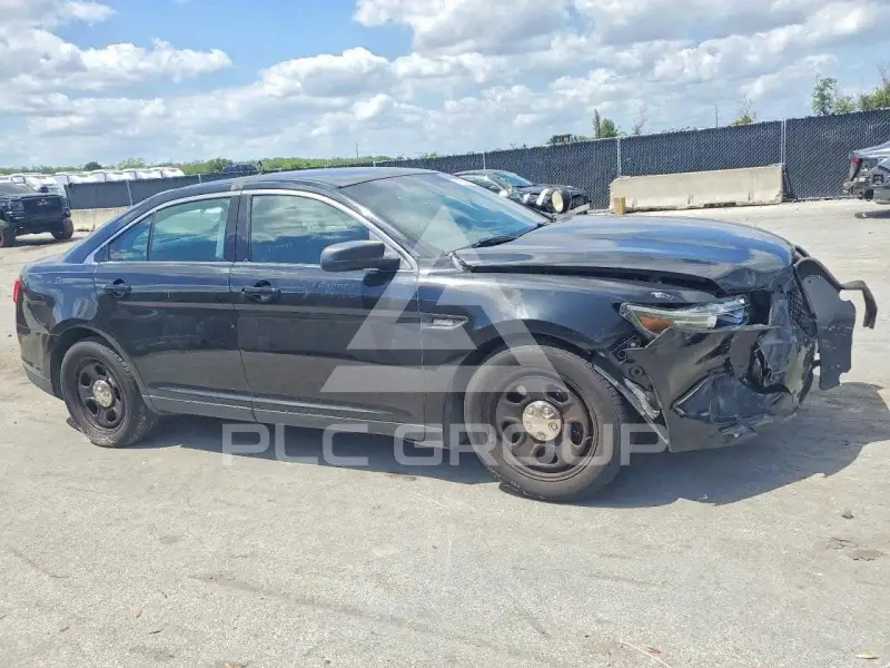 2017 Ford TAURUS фото
