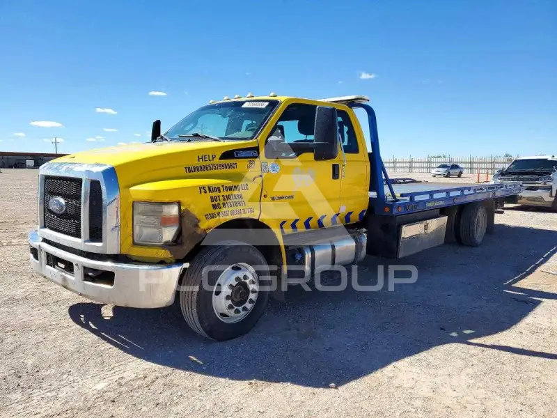 2017 Ford F-650 фото
