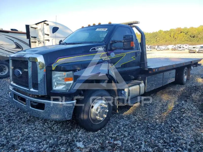 2017 Ford F-650 фото