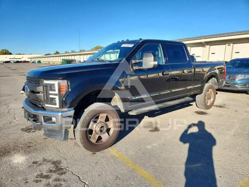 2017 Ford F-350 фото