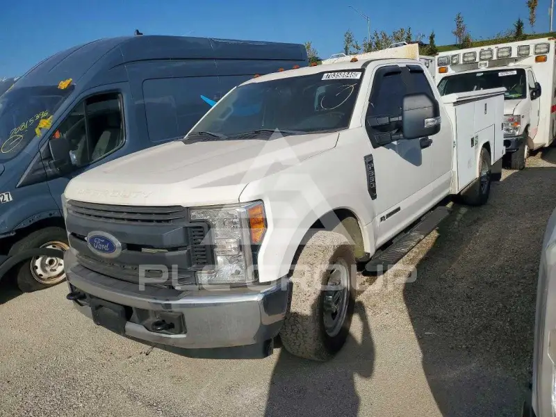 2017 Ford F-350 фото