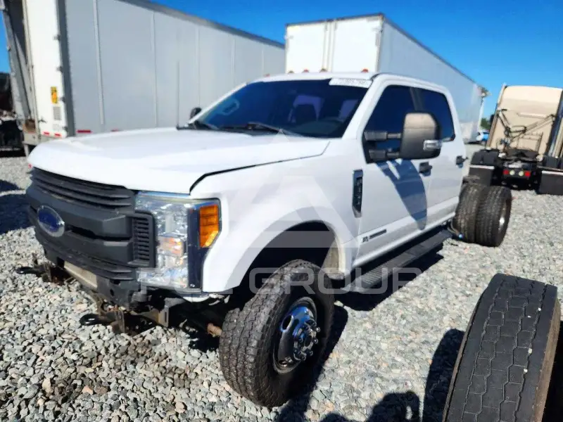 2017 Ford F-350 фото