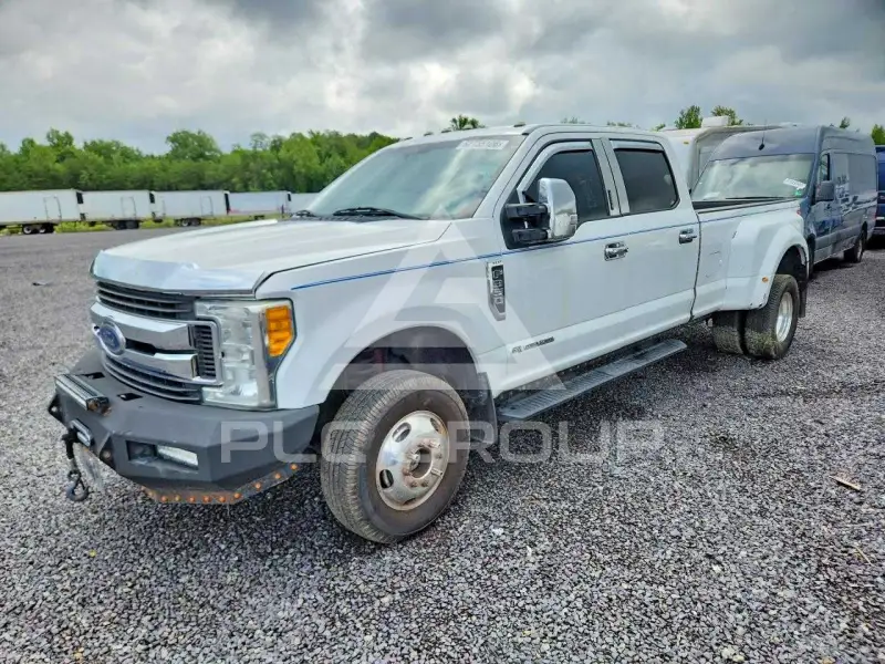 2017 Ford F-350 фото