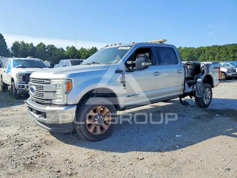 2017 Ford F-350 фото