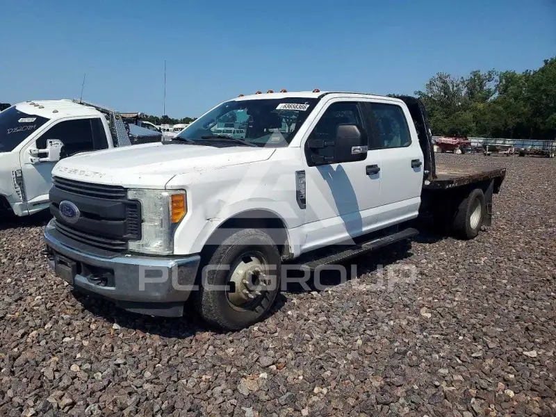 2017 Ford F-350 photo