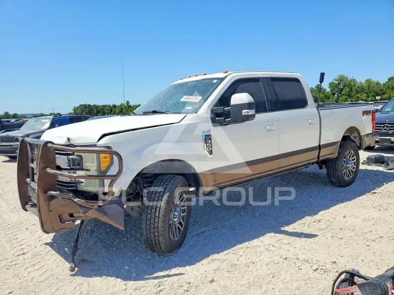 2017 Ford F-350 фото