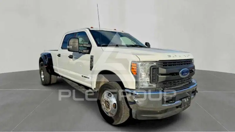 2017 Ford F-350 фото