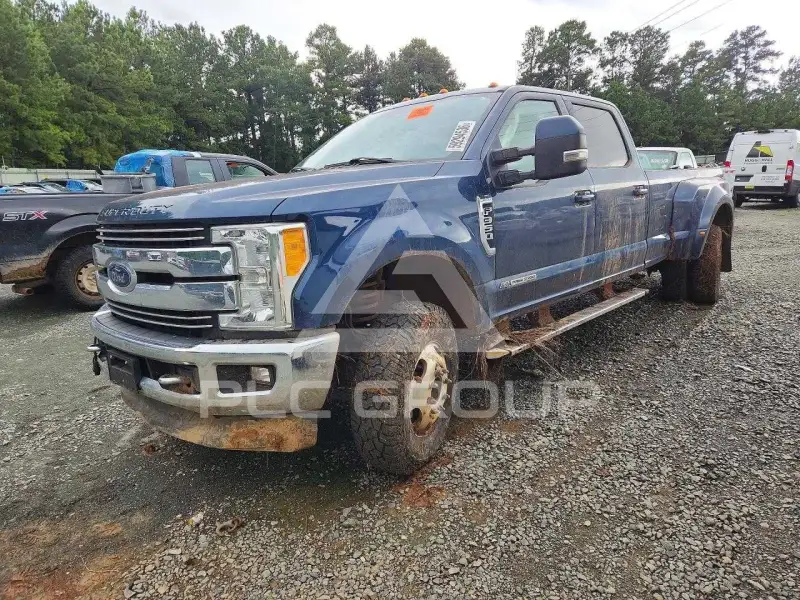 2017 Ford F-350 photo