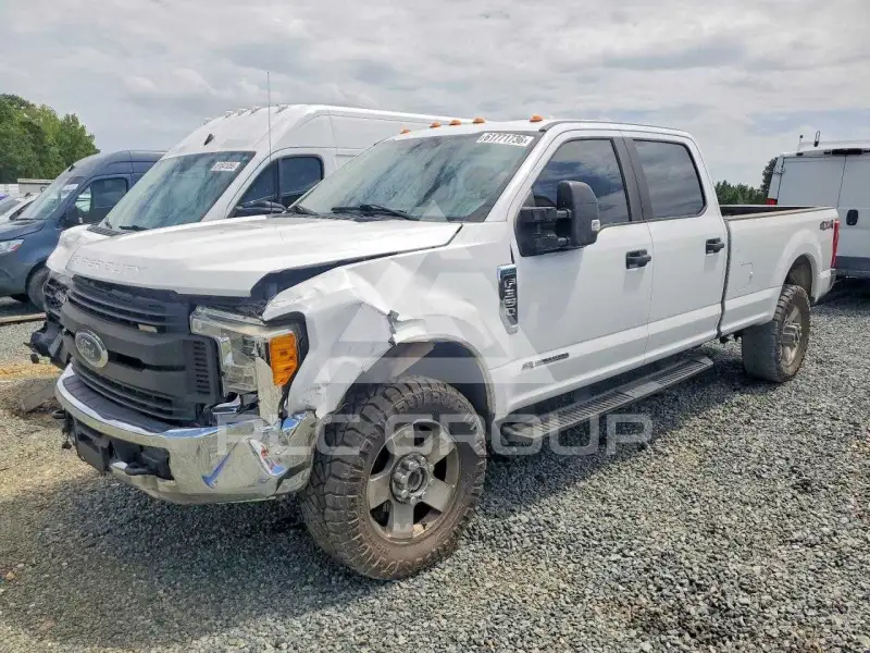 2017 Ford F-350 фото