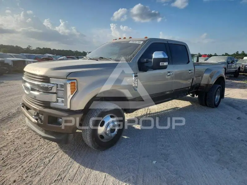 2017 Ford F-350 photo