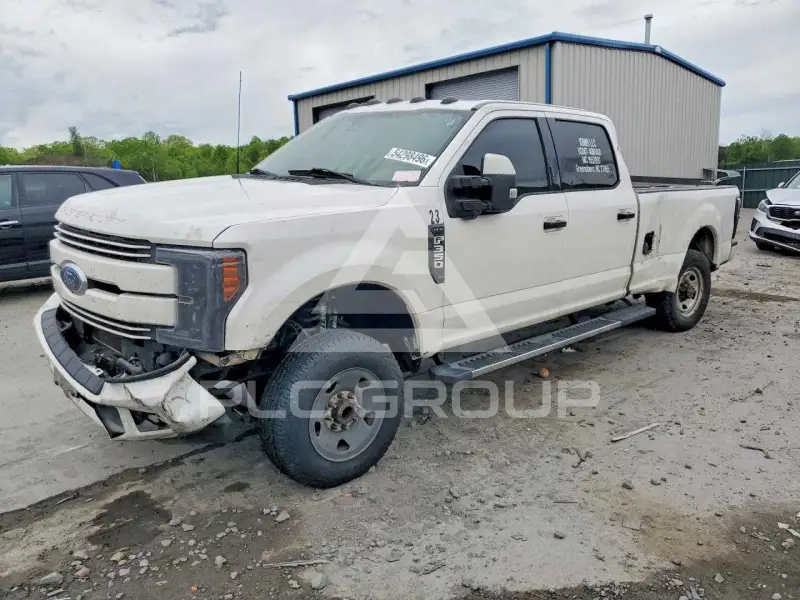 2017 Ford F-350 photo