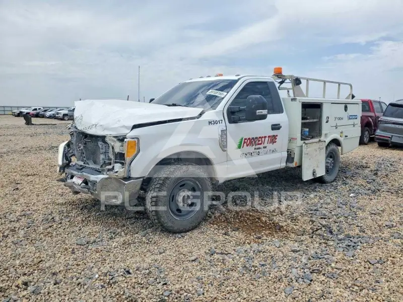 2017 Ford F-350 фото
