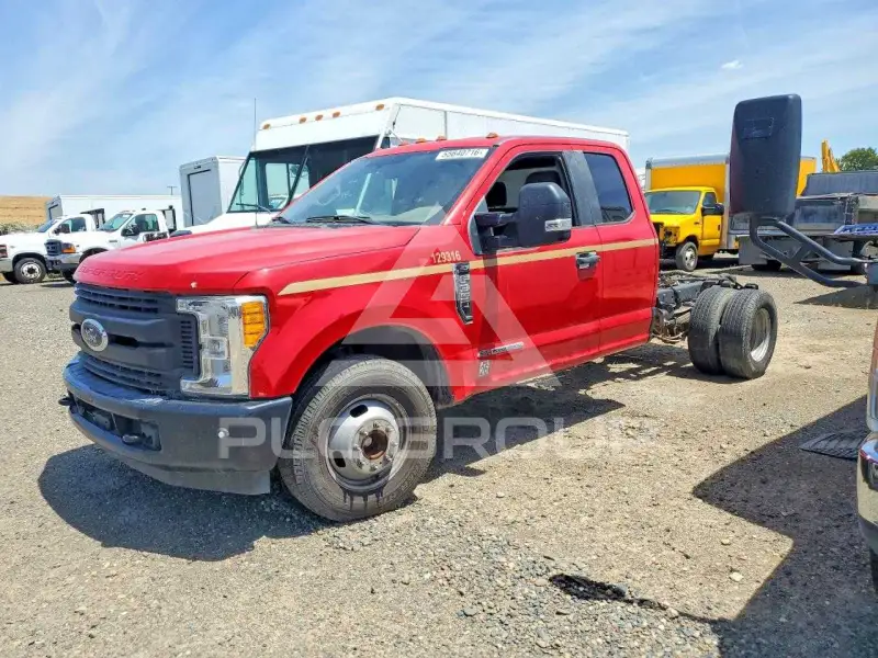 2017 Ford F-350 photo