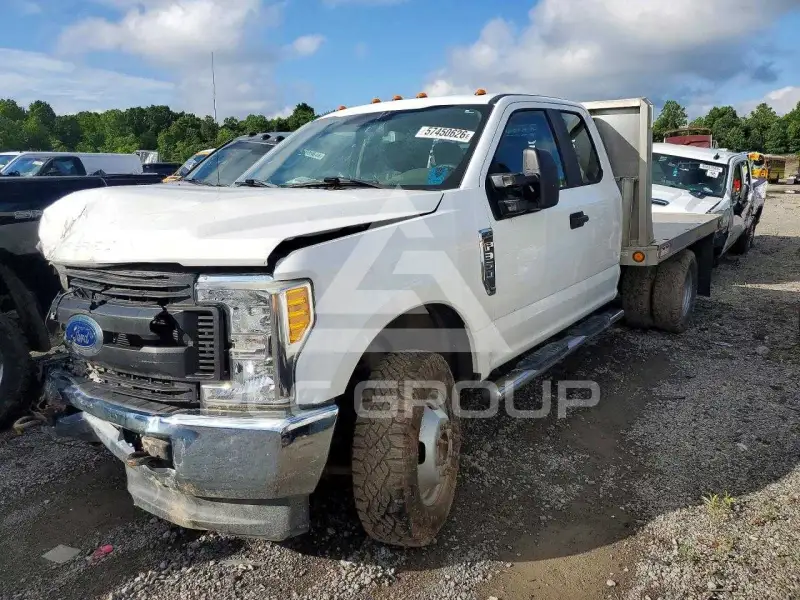 2017 Ford F-350 фото