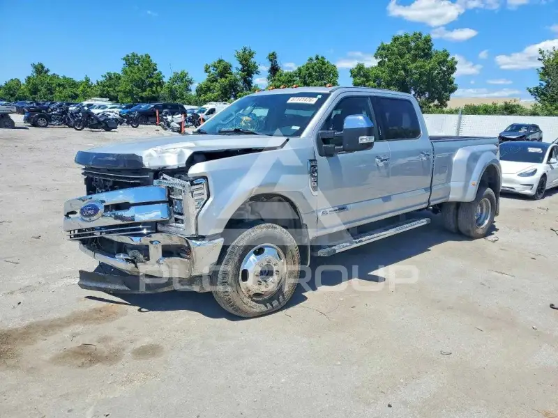 2017 Ford F-350 фото