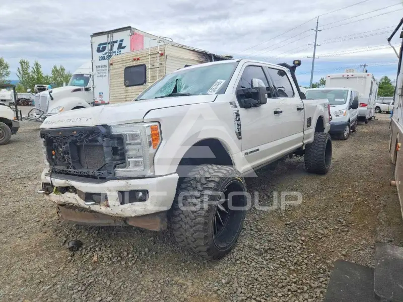 2017 Ford F-350 фото