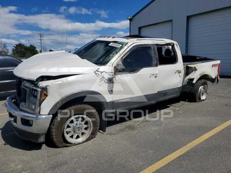 2017 Ford F-350 фото