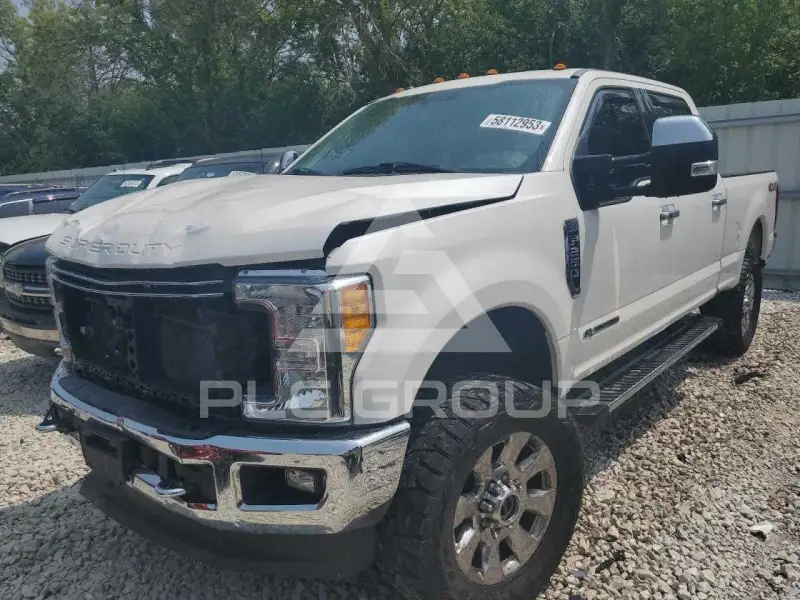 2017 Ford F-250 фото