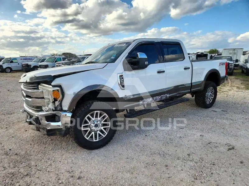 2017 Ford F-250 фото
