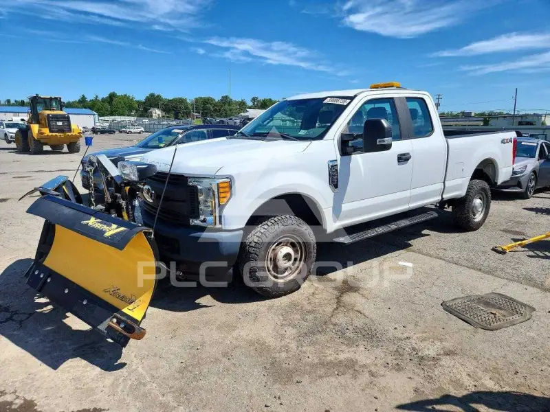2017 Ford F-250 photo