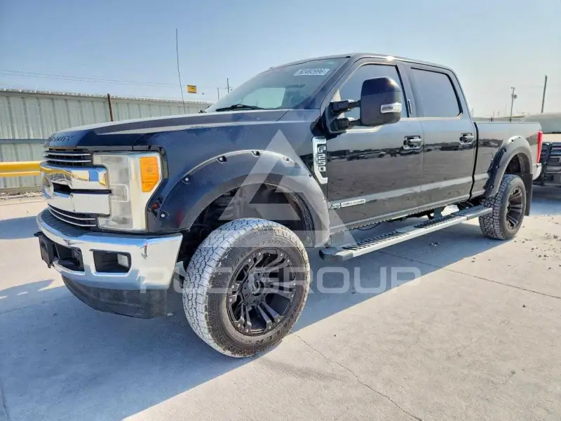 2017 Ford F-250 фото