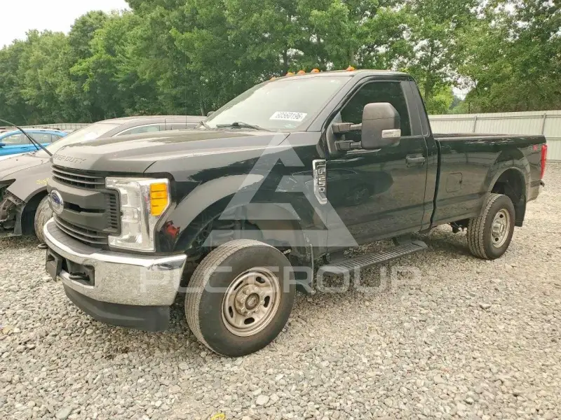 2017 Ford F-250 фото