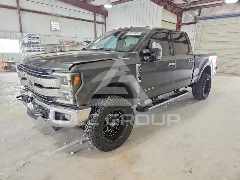 2017 Ford F-250 фото